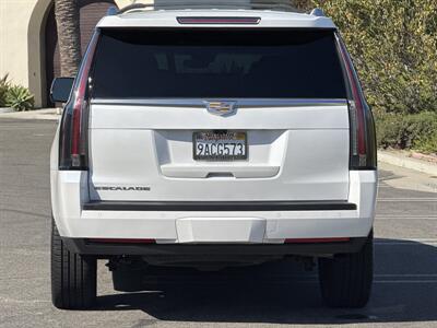2017 Cadillac Escalade Luxury   - Photo 5 - San Juan Capistrano, CA 92675