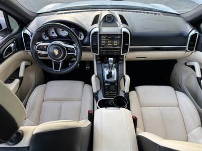 2016 Porsche Cayenne S   - Photo 11 - San Juan Capistrano, CA 92675