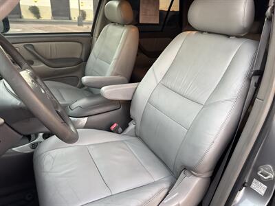 2002 Toyota Sequoia Limited   - Photo 14 - San Juan Capistrano, CA 92675