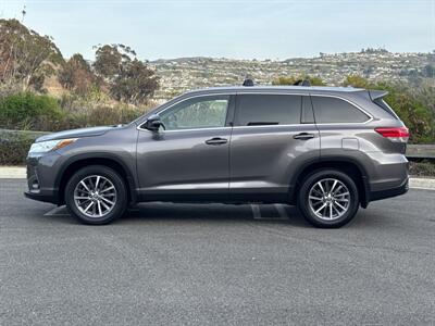 2019 Toyota Highlander XLE   - Photo 3 - San Juan Capistrano, CA 92675