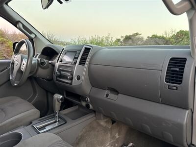 2015 Nissan Frontier SV   - Photo 13 - San Juan Capistrano, CA 92675