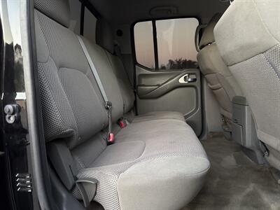 2015 Nissan Frontier SV   - Photo 17 - San Juan Capistrano, CA 92675