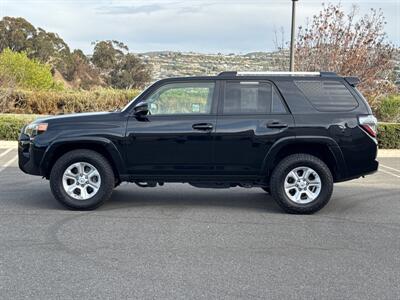 2019 Toyota 4Runner SR5   - Photo 4 - San Juan Capistrano, CA 92675