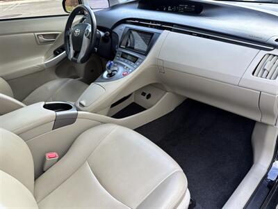2013 Toyota Prius Four   - Photo 12 - San Juan Capistrano, CA 92675