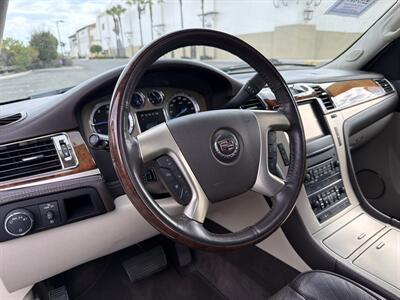 2014 Cadillac Escalade ESV Platinum - Photo 11 - San Juan Capistrano, CA 92675