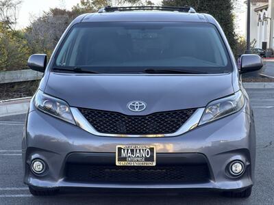 2016 Toyota Sienna SE Premium 8-Passenger   - Photo 9 - San Juan Capistrano, CA 92675