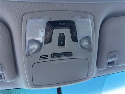 2016 Toyota Sienna SE Premium 8-Passenger   - Photo 28 - San Juan Capistrano, CA 92675
