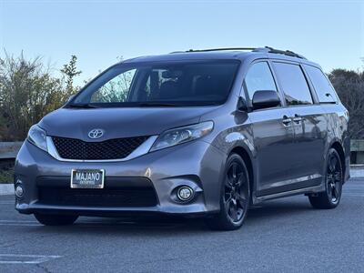 2016 Toyota Sienna SE Premium 8-Passenger   - Photo 2 - San Juan Capistrano, CA 92675