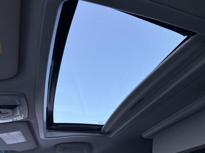 2016 Toyota Sienna SE Premium 8-Passenger   - Photo 22 - San Juan Capistrano, CA 92675