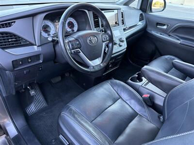 2016 Toyota Sienna SE Premium 8-Passenger   - Photo 11 - San Juan Capistrano, CA 92675