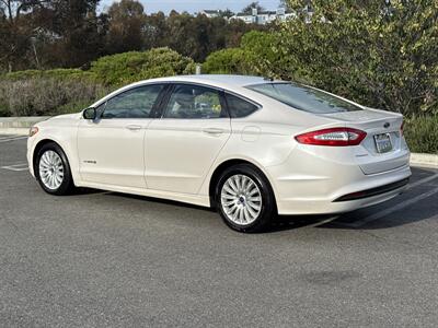 2014 Ford Fusion Hybrid SE   - Photo 4 - San Juan Capistrano, CA 92675