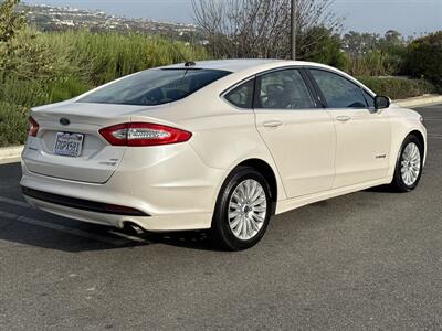 2014 Ford Fusion Hybrid SE   - Photo 7 - San Juan Capistrano, CA 92675