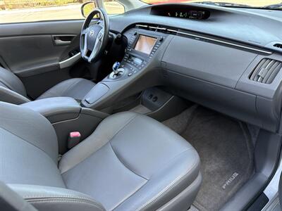 2011 Toyota Prius Four   - Photo 13 - San Juan Capistrano, CA 92675