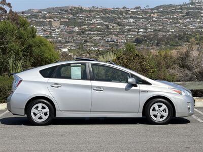 2011 Toyota Prius Four   - Photo 8 - San Juan Capistrano, CA 92675