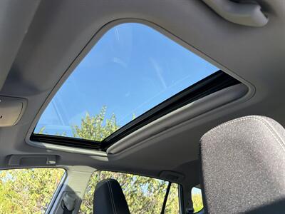 2018 Toyota RAV4 XLE - Photo 18 - San Juan Capistrano, CA 92675