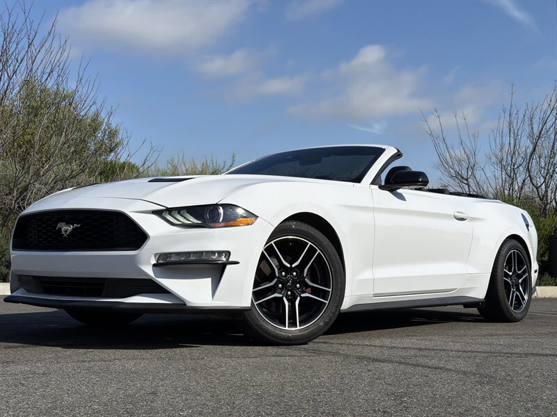 2022 Ford Mustang EcoBoost Premium