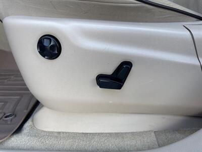 2014 Jeep Grand Cherokee Overland   - Photo 16 - San Juan Capistrano, CA 92675