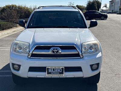 2007 Toyota 4Runner SR5   - Photo 2 - San Juan Capistrano, CA 92675