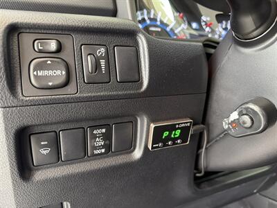 2019 Toyota 4Runner SR5 Premium   - Photo 16 - San Juan Capistrano, CA 92675