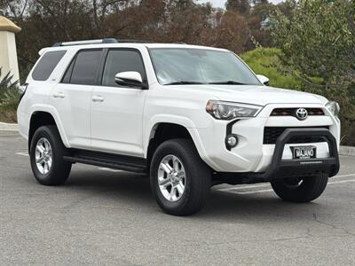 2019 Toyota 4Runner SR5 Premium   - Photo 8 - San Juan Capistrano, CA 92675
