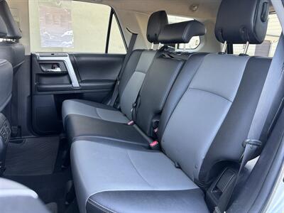 2014 Toyota 4Runner SR5 Premium  4X4 - Photo 15 - San Juan Capistrano, CA 92675
