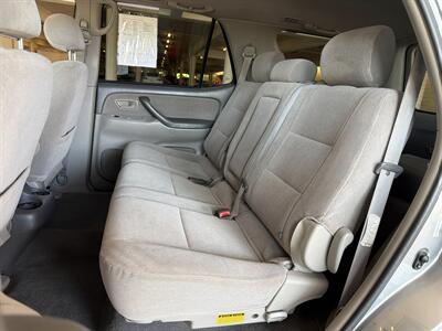 2004 Toyota Sequoia SR5   - Photo 13 - San Juan Capistrano, CA 92675