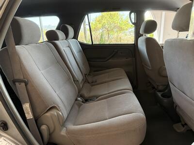 2004 Toyota Sequoia SR5   - Photo 14 - San Juan Capistrano, CA 92675