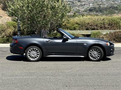 2017 FIAT 124 Spider Classica   - Photo 9 - San Juan Capistrano, CA 92675