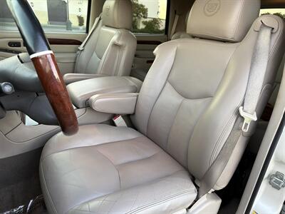 2006 Cadillac Escalade   - Photo 13 - San Juan Capistrano, CA 92675