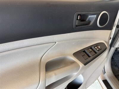 2014 Toyota Tacoma PreRunner V6   - Photo 22 - San Juan Capistrano, CA 92675
