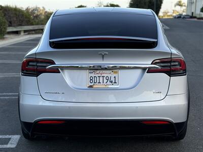 2018 Tesla Model X 75D   - Photo 6 - San Clemente, CA 92672