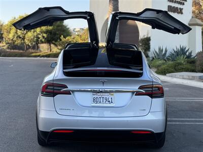 2018 Tesla Model X 75D   - Photo 12 - San Clemente, CA 92672