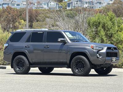 2016 Toyota 4Runner SR5 Premium - Photo 8 - San Juan Capistrano, CA 92675