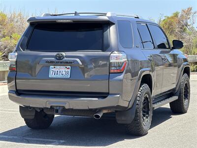 2016 Toyota 4Runner SR5 Premium - Photo 6 - San Juan Capistrano, CA 92675