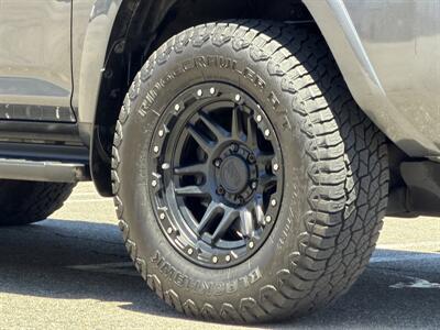 2016 Toyota 4Runner SR5 Premium - Photo 28 - San Juan Capistrano, CA 92675
