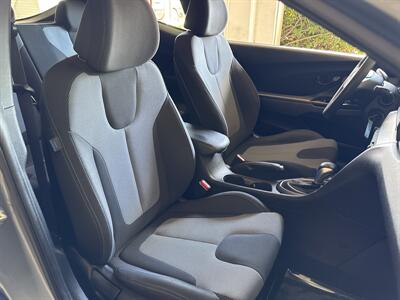 2019 Hyundai VELOSTER 2.0L   - Photo 16 - San Juan Capistrano, CA 92675