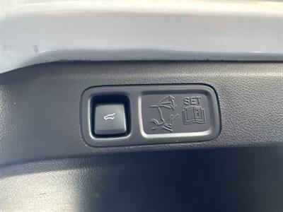2018 Lincoln Navigator Select  Technology Package - Photo 30 - San Juan Capistrano, CA 92675