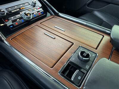 2018 Lincoln Navigator Select  Technology Package - Photo 25 - San Juan Capistrano, CA 92675