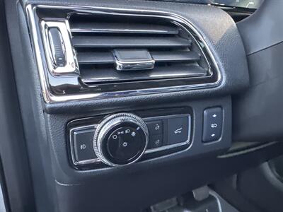 2018 Lincoln Navigator Select  Technology Package - Photo 24 - San Juan Capistrano, CA 92675
