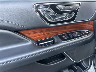 2018 Lincoln Navigator Select  Technology Package - Photo 23 - San Juan Capistrano, CA 92675