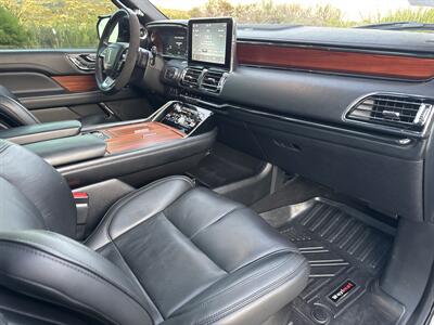 2018 Lincoln Navigator Select  Technology Package - Photo 14 - San Juan Capistrano, CA 92675