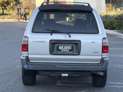 2000 Toyota 4Runner SR5   - Photo 5 - San Juan Capistrano, CA 92675