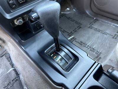 2000 Toyota 4Runner SR5   - Photo 27 - San Juan Capistrano, CA 92675