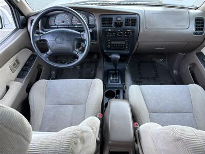 2000 Toyota 4Runner SR5   - Photo 13 - San Juan Capistrano, CA 92675
