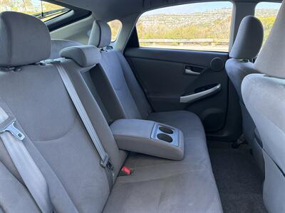 2010 Toyota Prius IV - Photo 17 - San Juan Capistrano, CA 92675