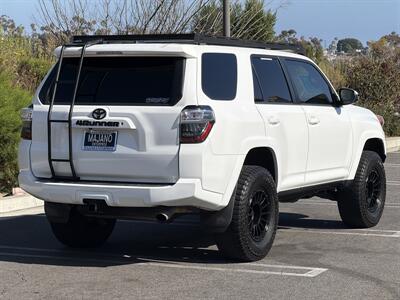 2018 Toyota 4Runner SR5 - Photo 6 - San Juan Capistrano, CA 92675