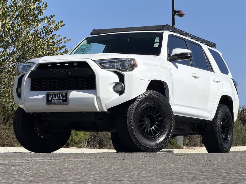 2018 Toyota 4Runner SR5  