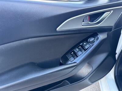 2017 Mazda Mazda3 Sport   - Photo 24 - San Juan Capistrano, CA 92675