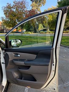 2015 Honda Odyssey EX-L w/Navi   - Photo 23 - Fremont, CA 94536
