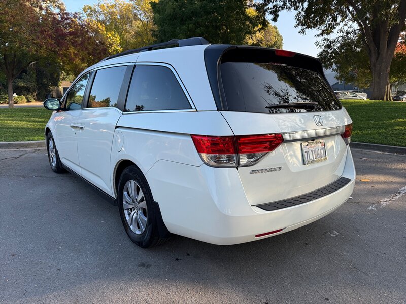 2015 Honda Odyssey EX-L photo 4